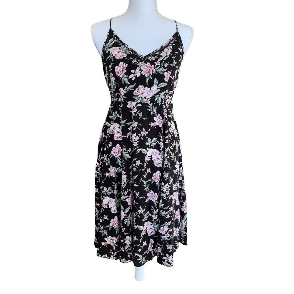 Aakaa Womens Dress Size Medium Floral Spaghetti Straps Open Back Black Floral